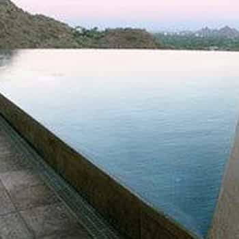 /ProductImg/Overflow-Type-Swimming-Pool-Construction-Services.jpg